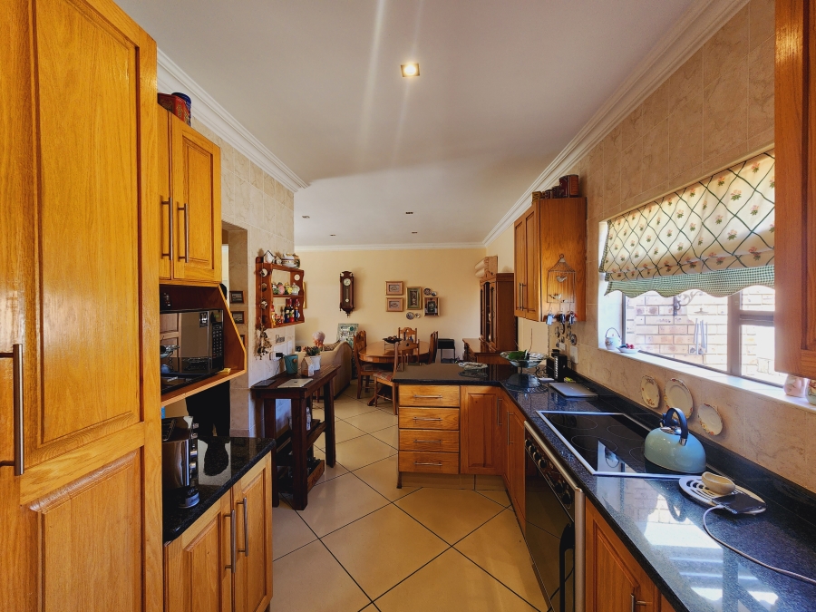 3 Bedroom Property for Sale in Grimbeeck Park North West